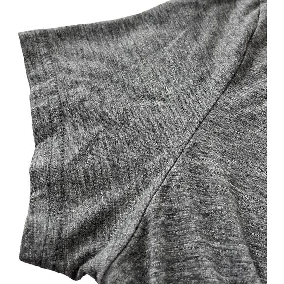 AMERICAN EAGLE V-NECK T-SHIRT, WOMENS, M (ATHLETIC FIT), GREY, A E LEGEND - Picture 6 of 9